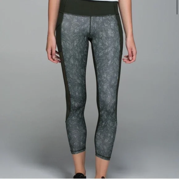 Lululemon High Times Pant *Luxtreme (Mesh) - Picture 2 of 9